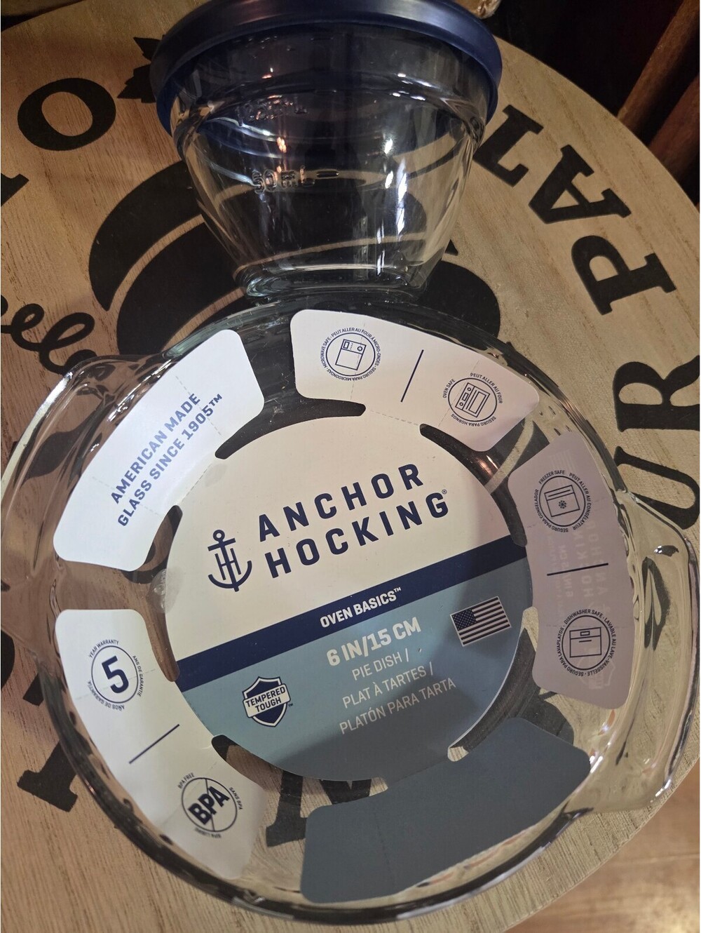 Anchor Hocking 6in pie dish with small measuring bowl